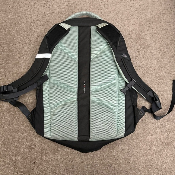 The North Face Womens Jester Backpack - Picture 2 of 10